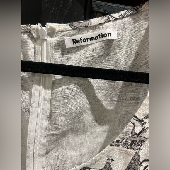 NWT Reformation Maxine Horse Print Derby Dress with Puff Sleeves - Picture 8 of 8